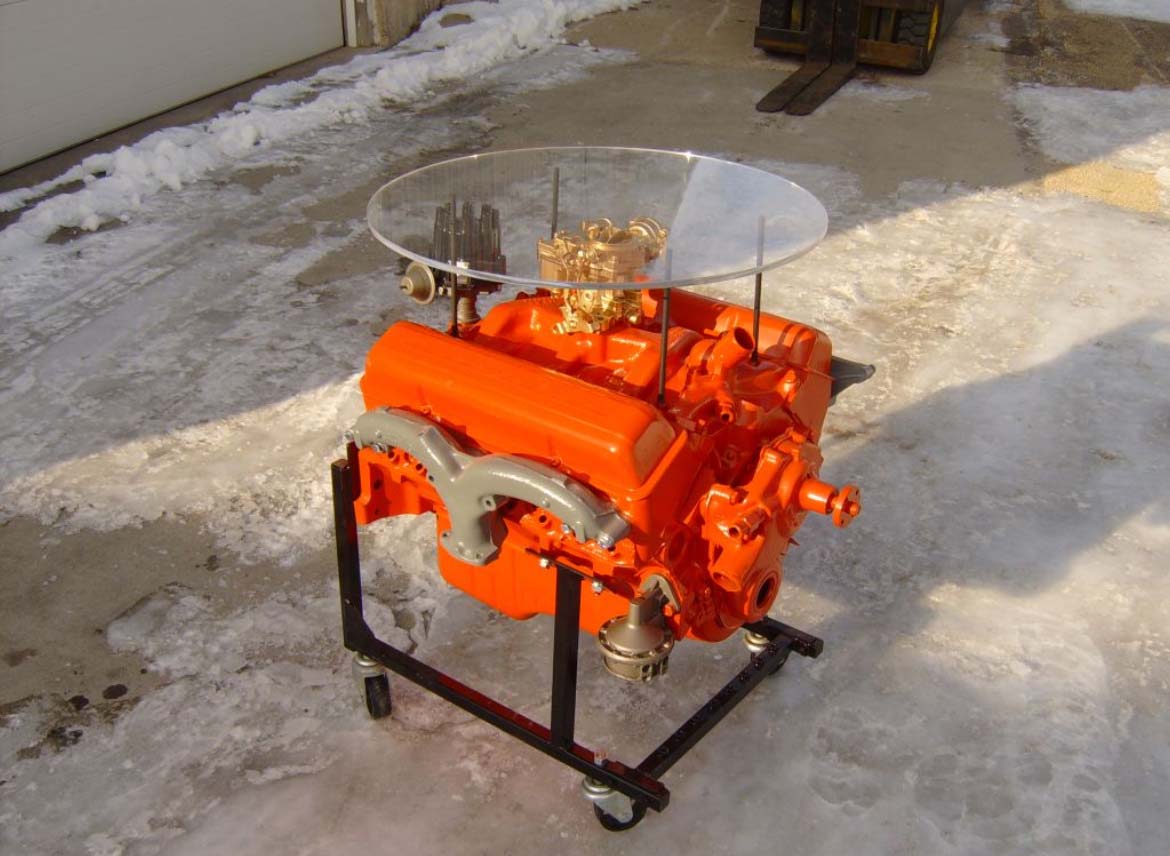 Retro Chevy small block engine table Retro Chevy small block engine table
